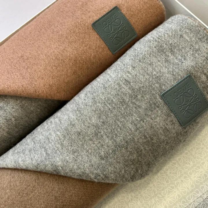 スーパーコピー ロエベ マフラー