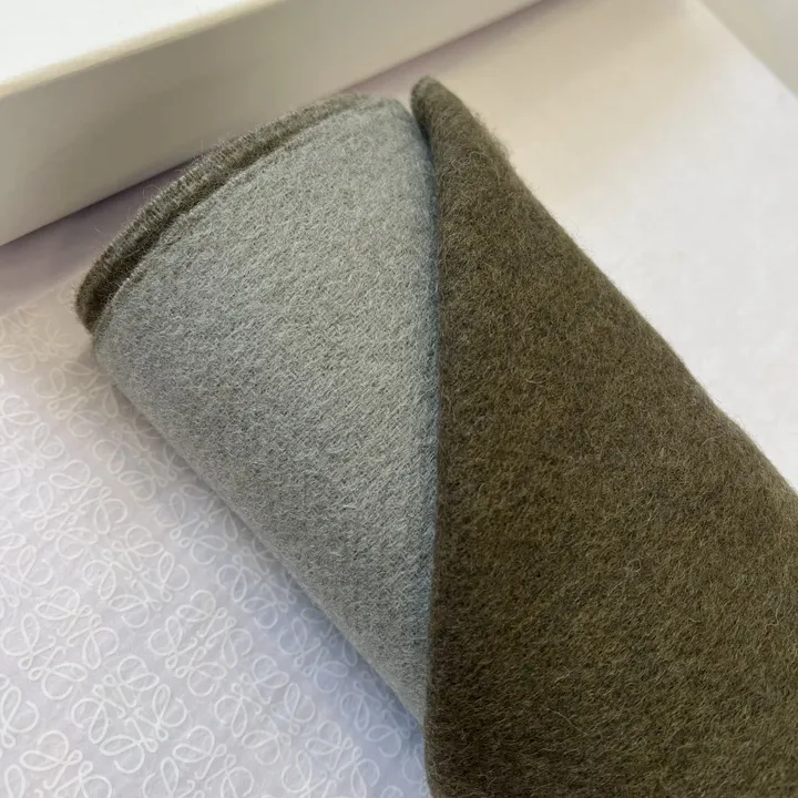 スーパーコピー ロエベ マフラー