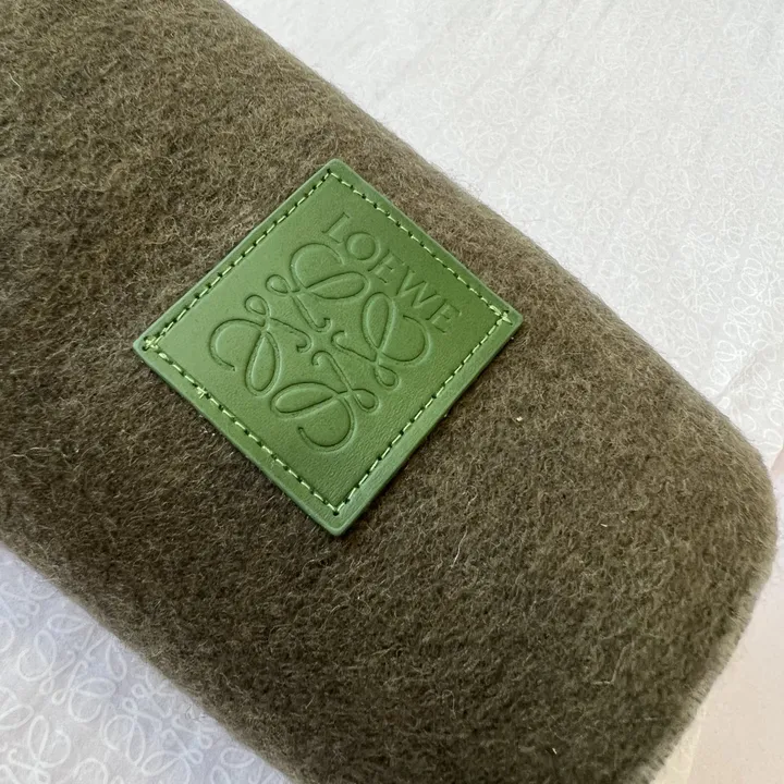 スーパーコピー ロエベ マフラー