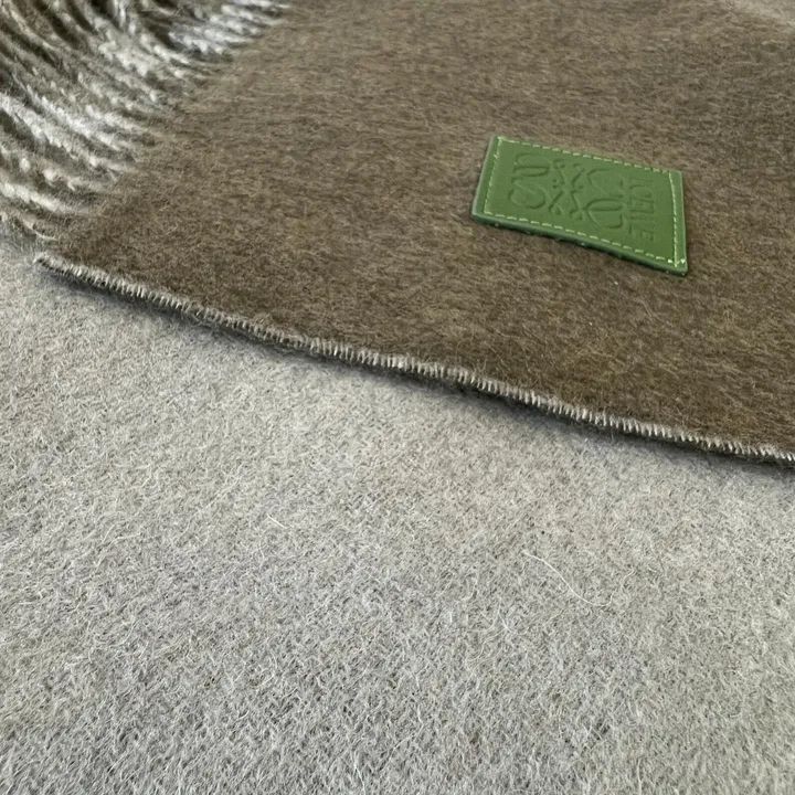 スーパーコピー ロエベ マフラー