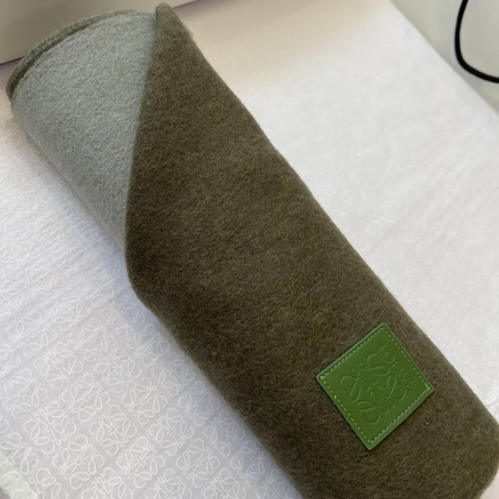 スーパーコピー ロエベ マフラー