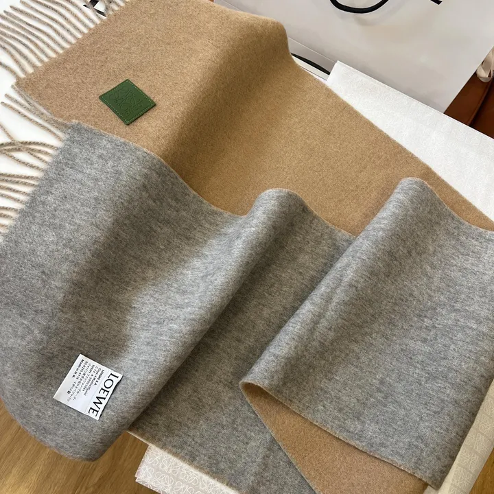 スーパーコピー ロエベ マフラー