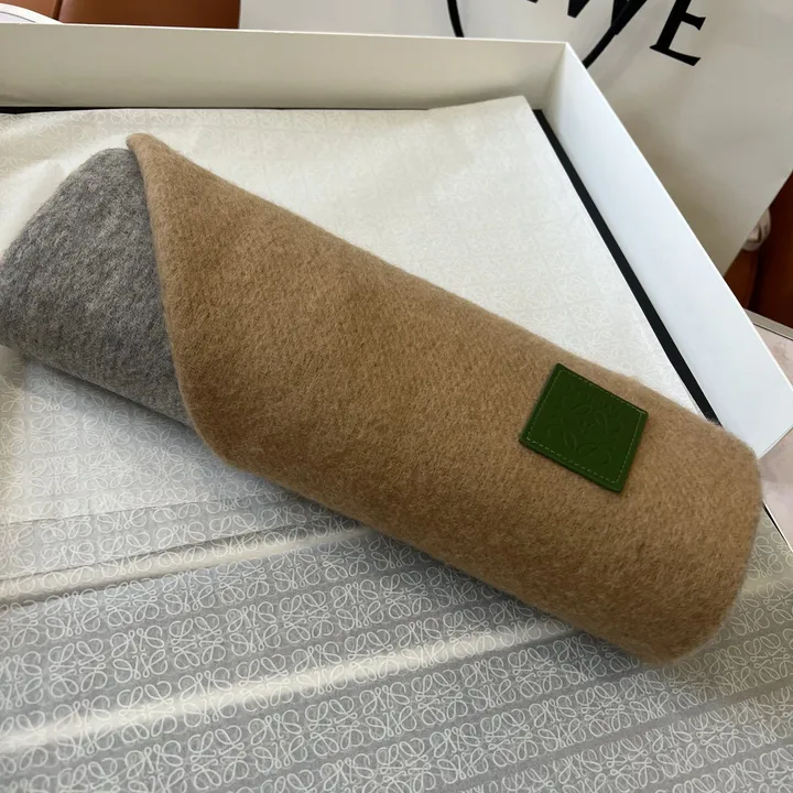 スーパーコピー ロエベ マフラー