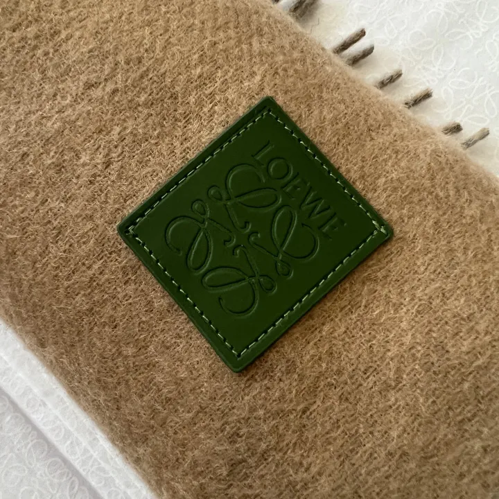 スーパーコピー ロエベ マフラー