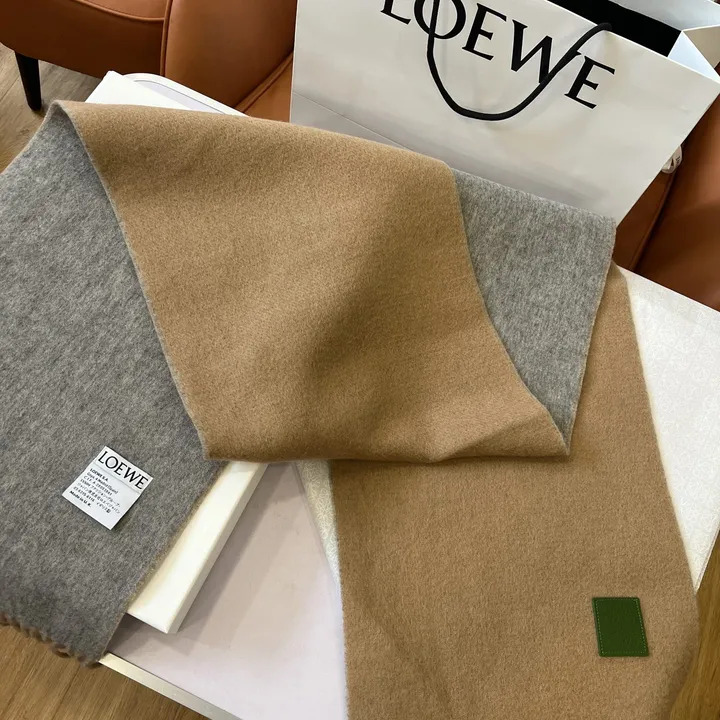 スーパーコピー ロエベ マフラー