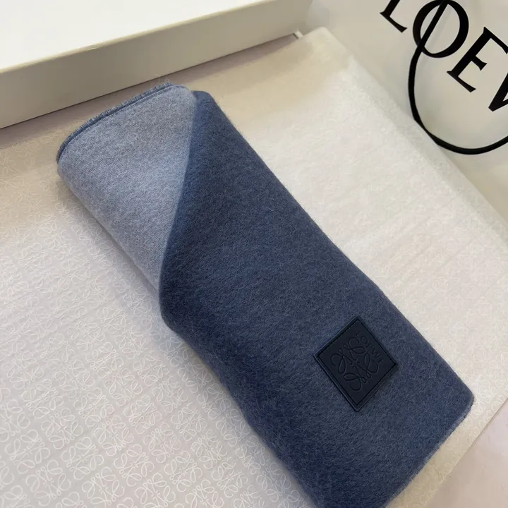 スーパーコピー ロエベ マフラー