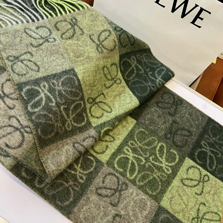 スーパーコピー ロエベ マフラー