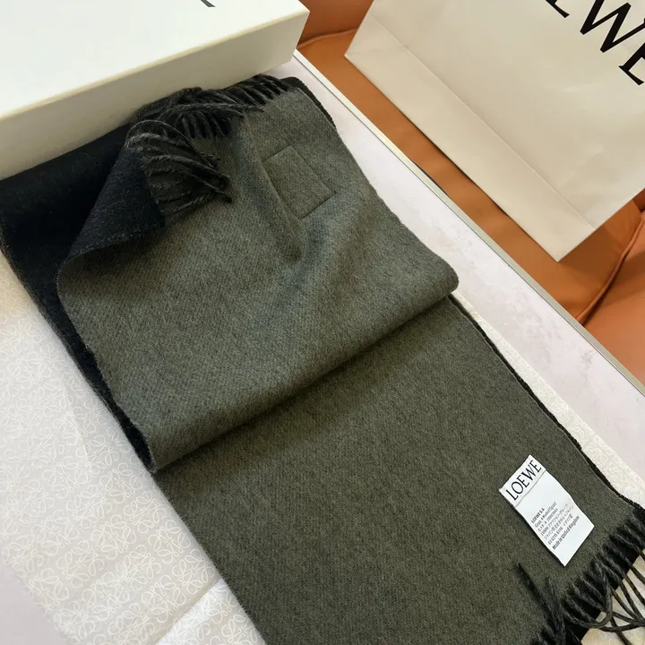 スーパーコピー ロエベ マフラー