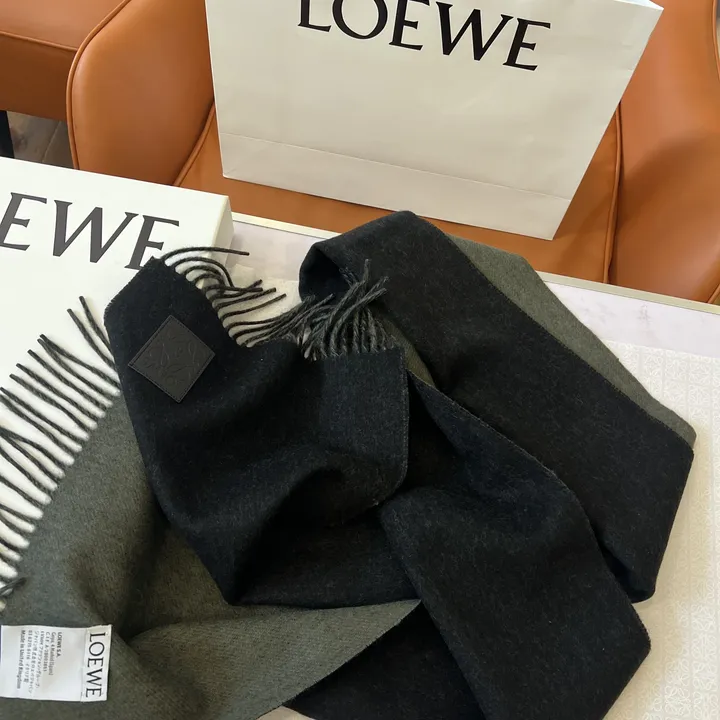 スーパーコピー ロエベ マフラー