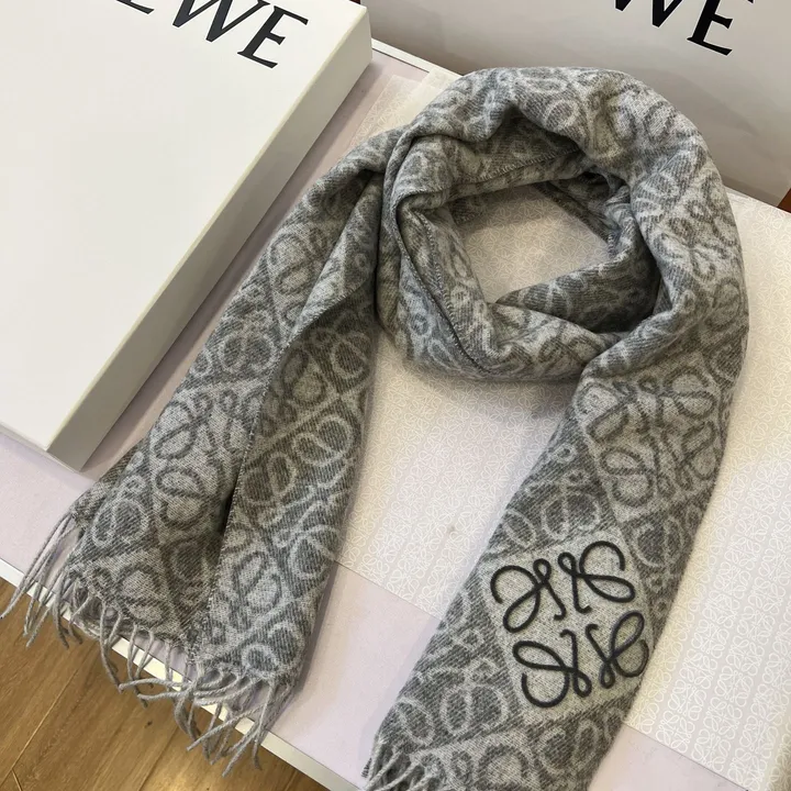 スーパーコピー ロエベ マフラー