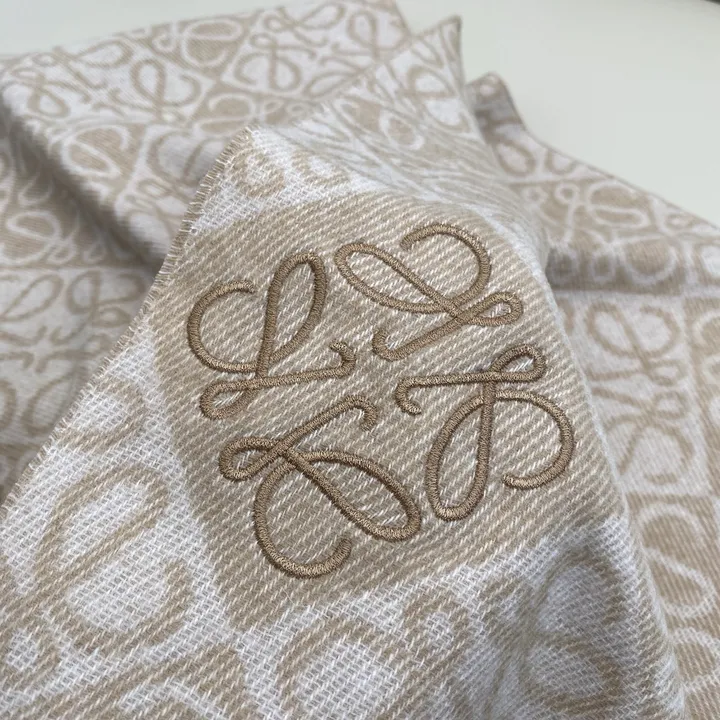 スーパーコピー ロエベ マフラー