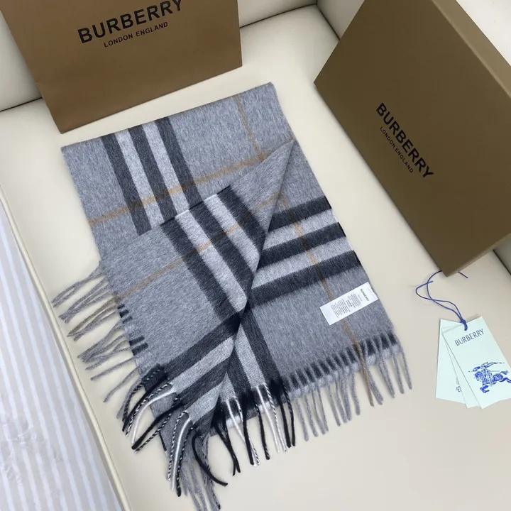 スーパーコピー バーバリー ス マフラー