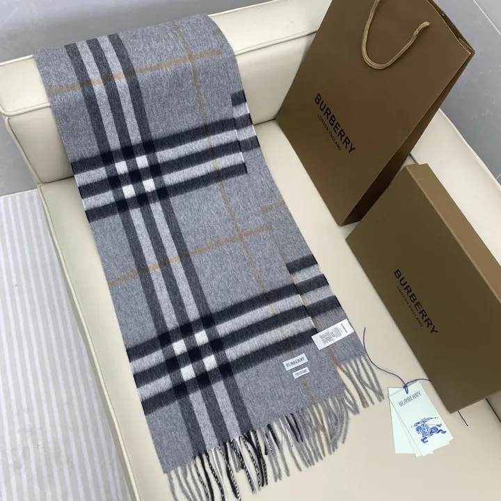 スーパーコピー バーバリー ス マフラー