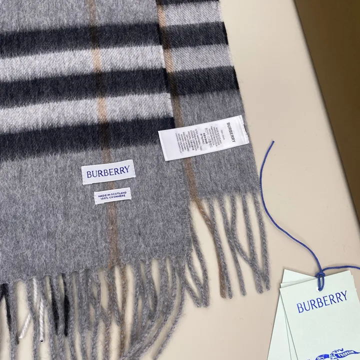 スーパーコピー バーバリー ス マフラー