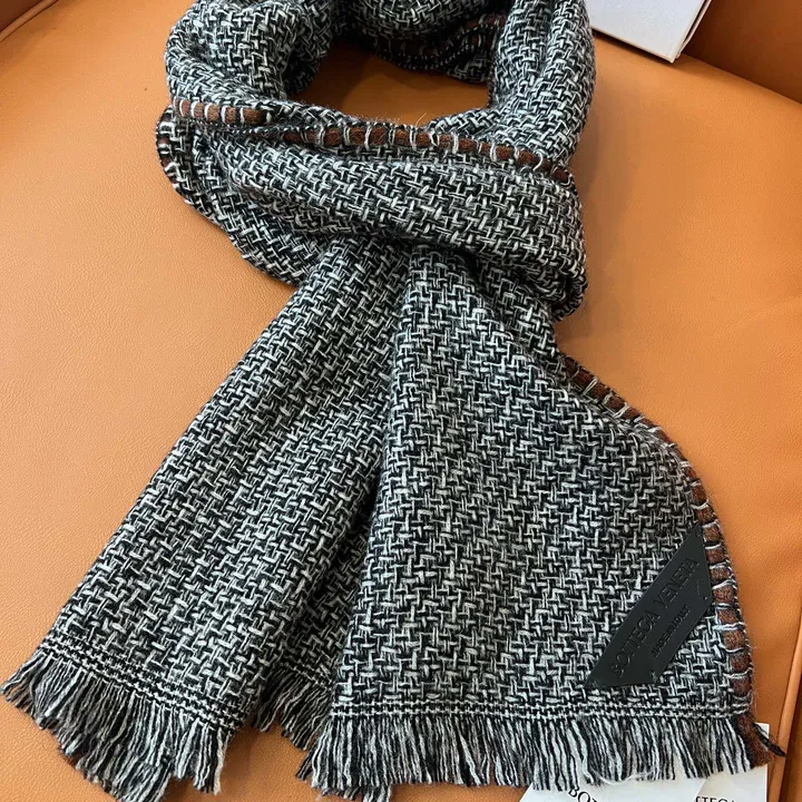 スーパーコピー フェンディ マフラー