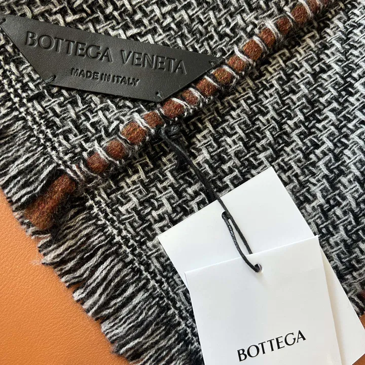 スーパーコピー フェンディ マフラー