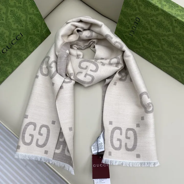 スーパーコピー グッチ マフラー