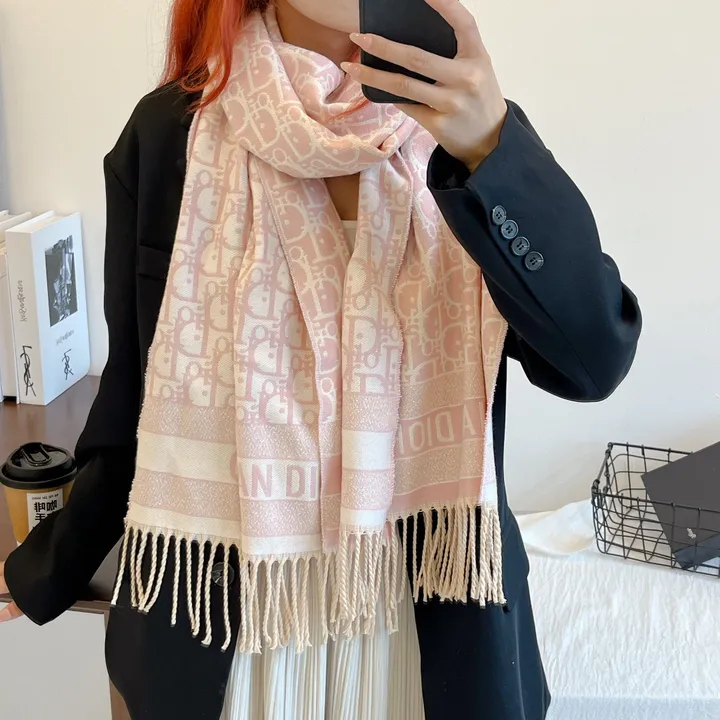 スーパーコピー ディオール マフラー