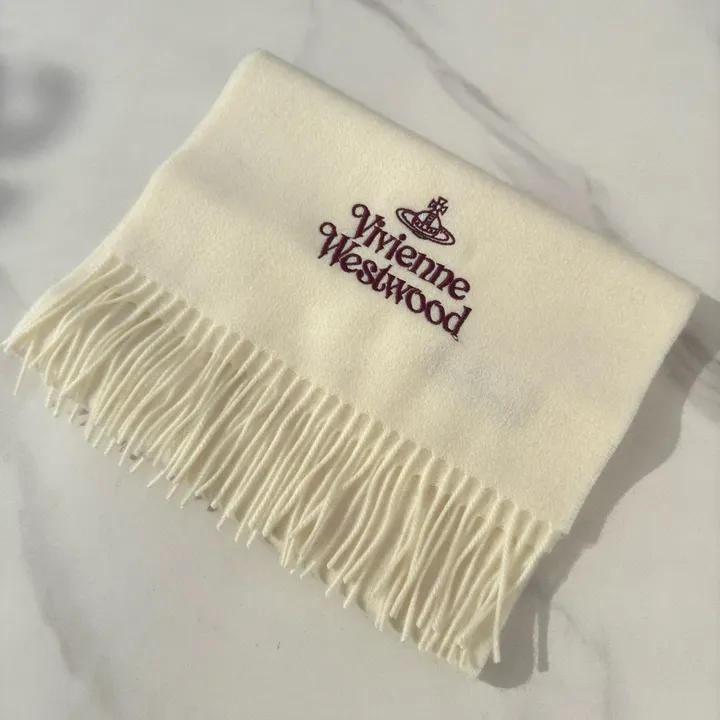 スーパーコピー ヴィヴィアン・ウエストウッド マフラー