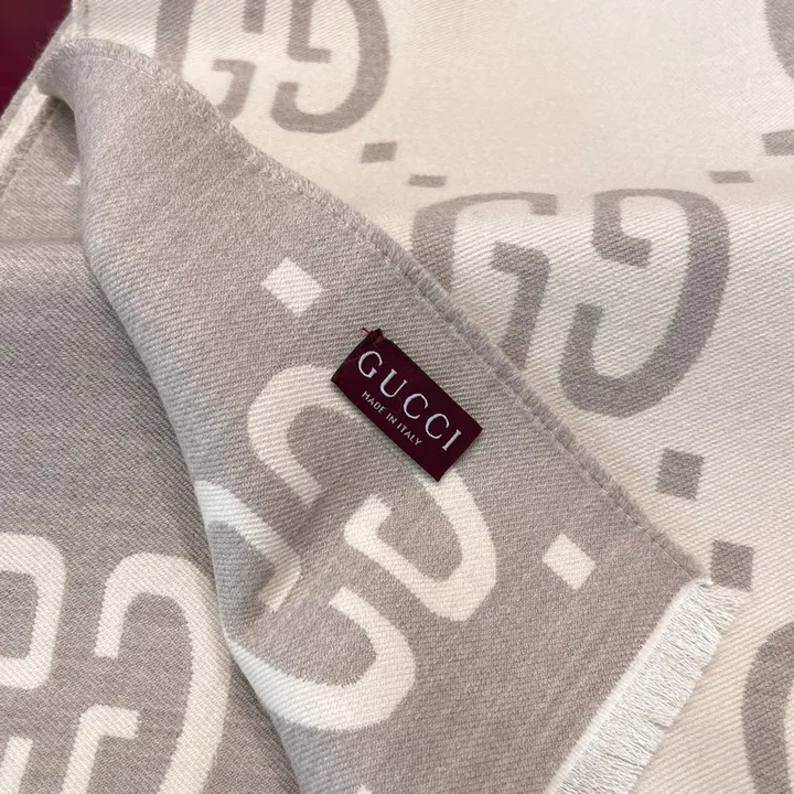 スーパーコピー グッチ マフラー