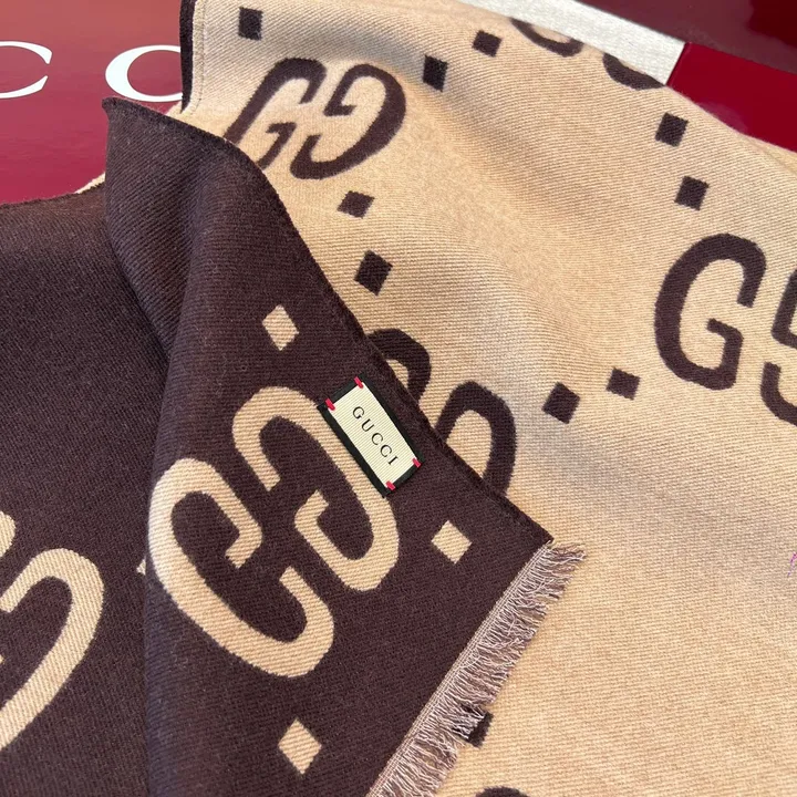 スーパーコピー グッチ マフラー