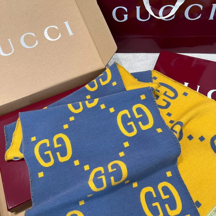 スーパーコピー グッチ マフラー