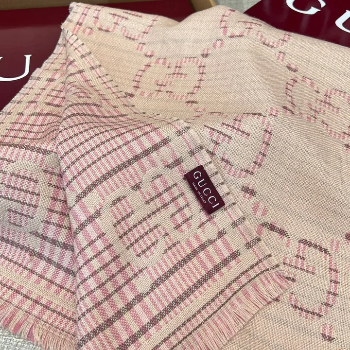 スーパーコピー グッチ マフラー