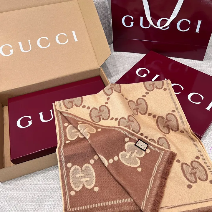 スーパーコピー グッチ マフラー