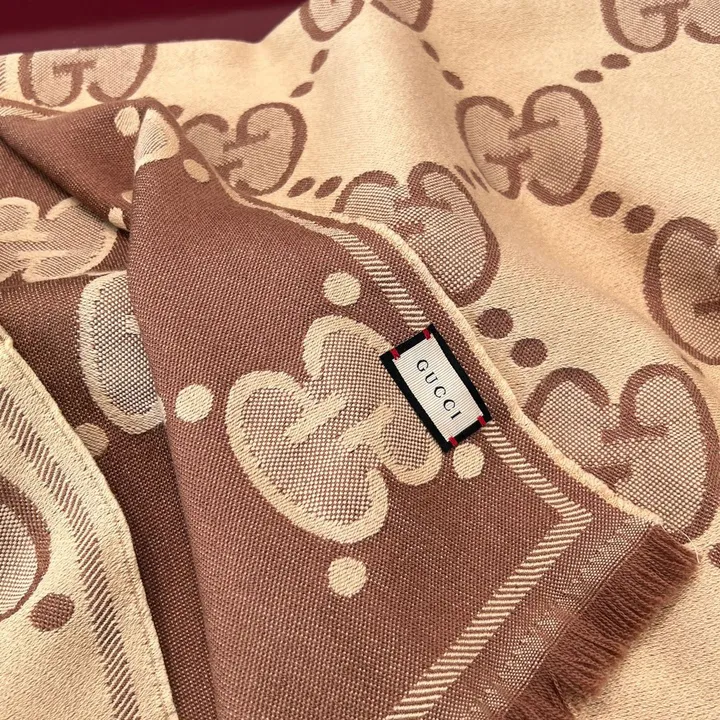 スーパーコピー グッチ マフラー