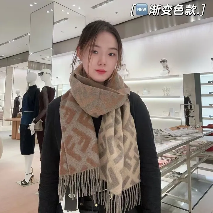 スーパーコピー フェンディ マフラー