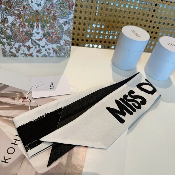 スーパーコピー ディオール マフラー