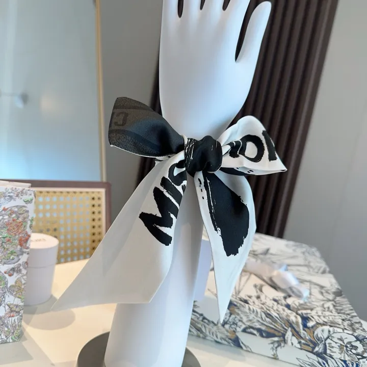 スーパーコピー ディオール マフラー