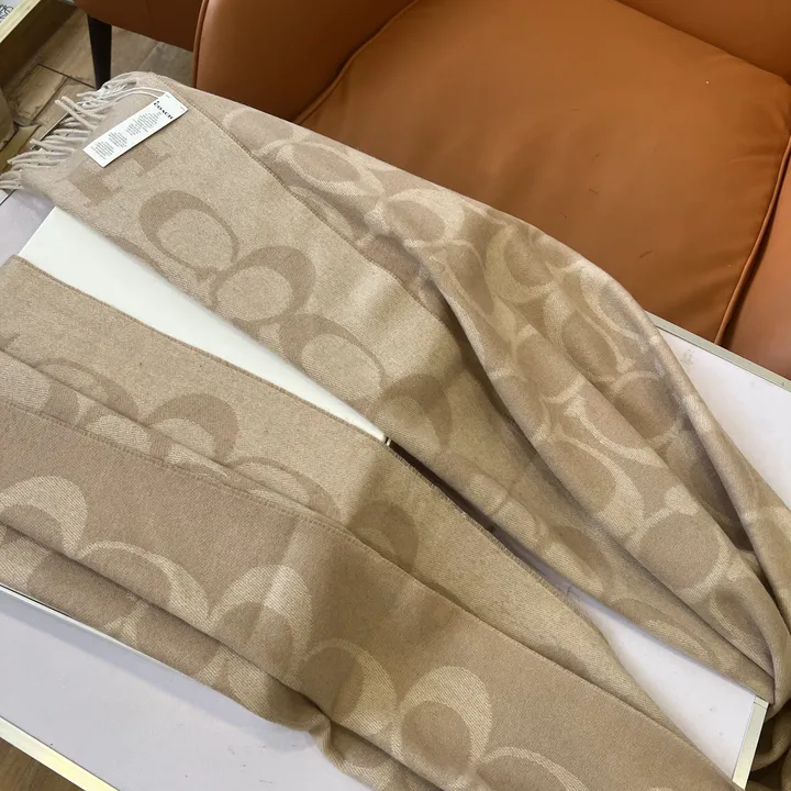 スーパーコピー コーチ マフラー