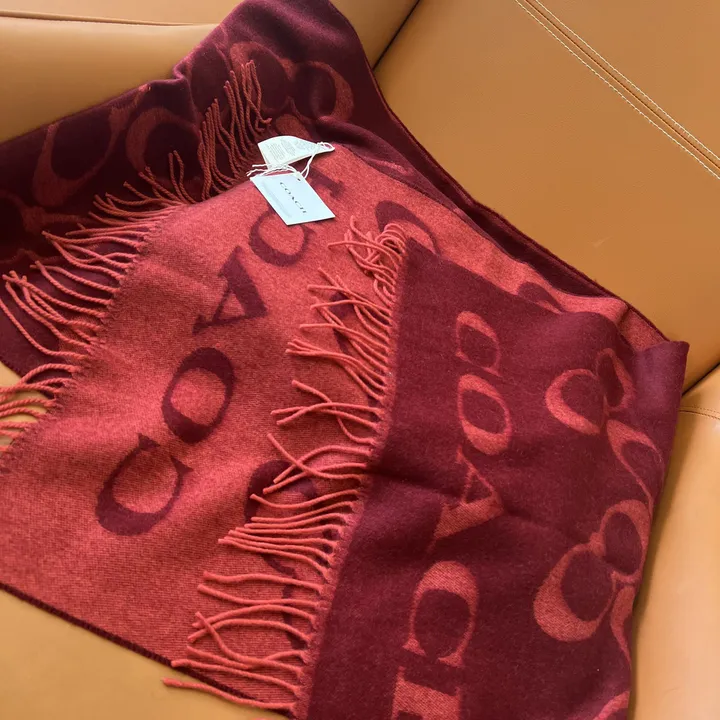 スーパーコピー コーチ マフラー