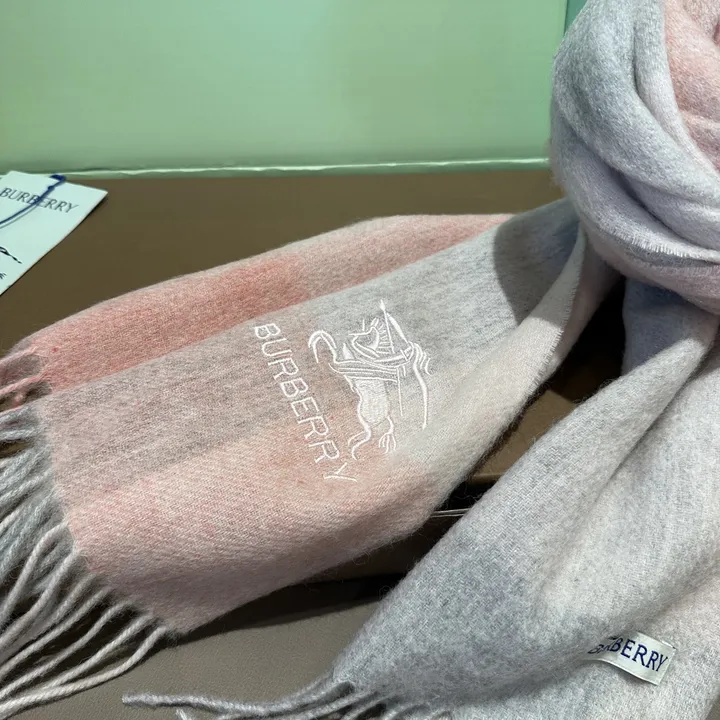 スーパーコピー バーバリー ス マフラー