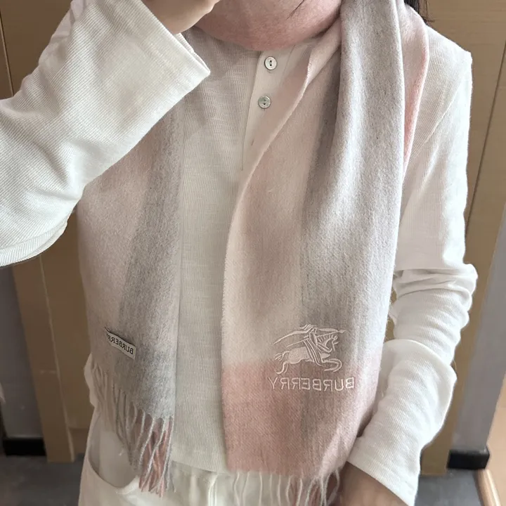 スーパーコピー バーバリー ス マフラー