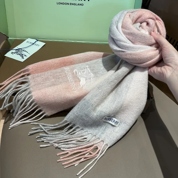 スーパーコピー バーバリー ス マフラー