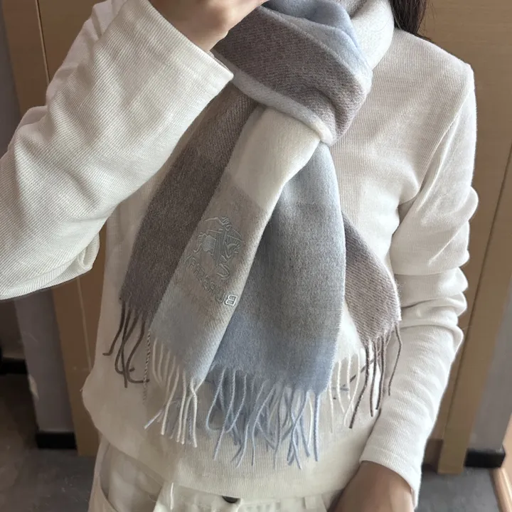 スーパーコピー バーバリー ス マフラー