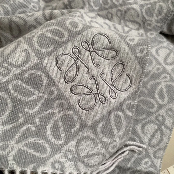 スーパーコピー ロエベ マフラー