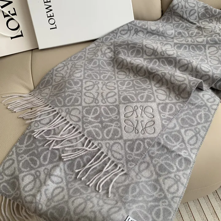 スーパーコピー ロエベ マフラー