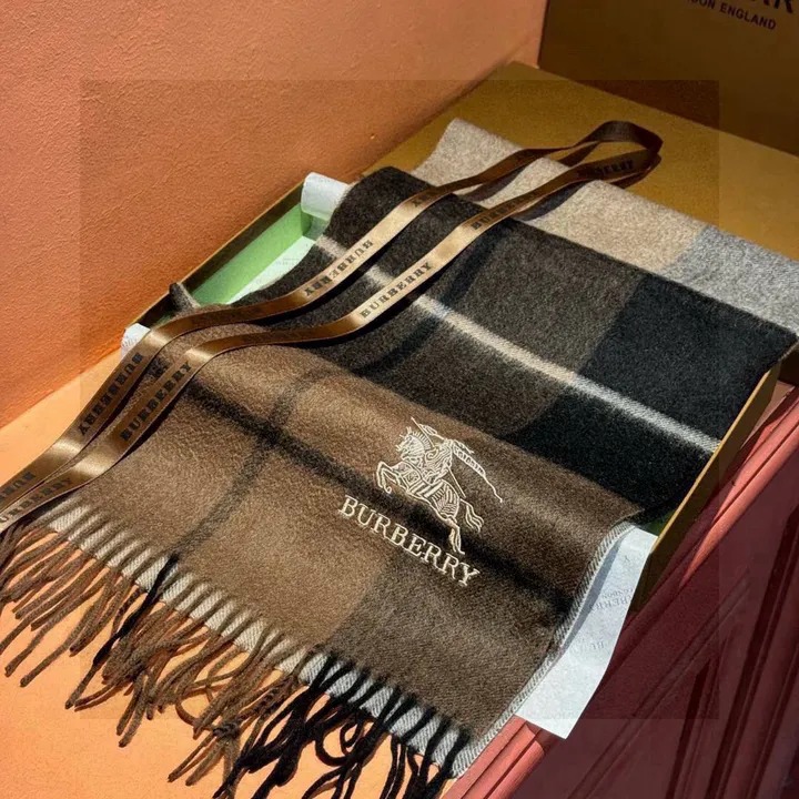 スーパーコピー バーバリー ス マフラー