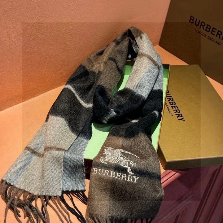 スーパーコピー バーバリー ス マフラー