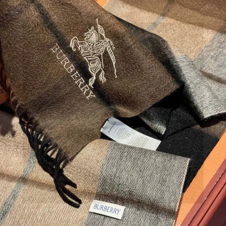 スーパーコピー バーバリー ス マフラー