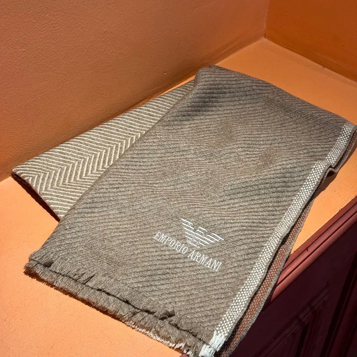 スーパーコピー アルマーニ マフラー