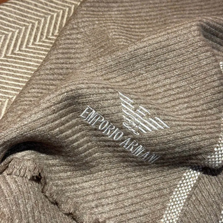 スーパーコピー アルマーニ マフラー