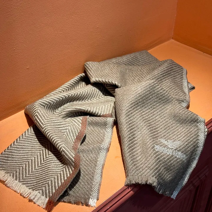 スーパーコピー アルマーニ マフラー