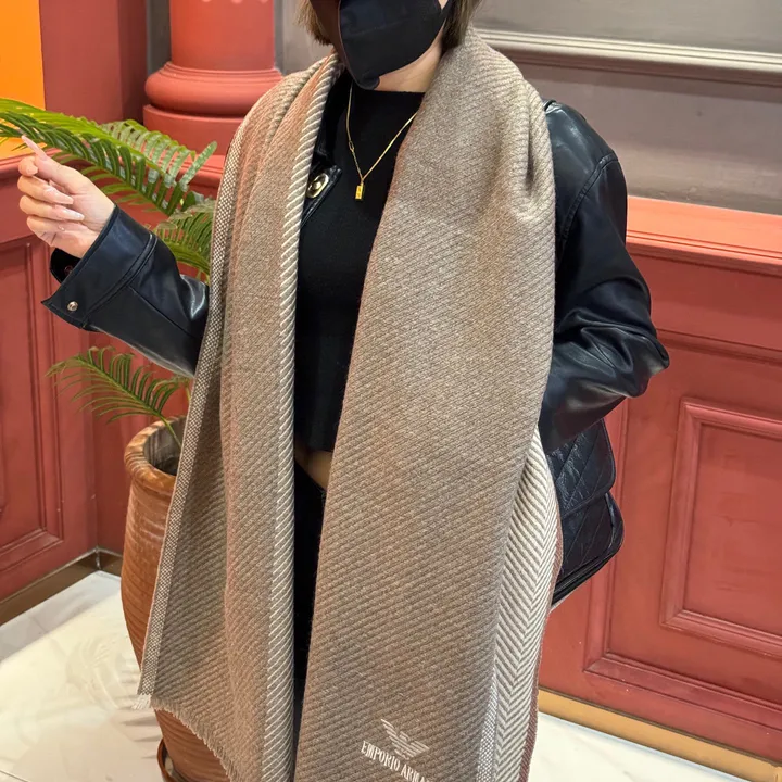 スーパーコピー アルマーニ マフラー