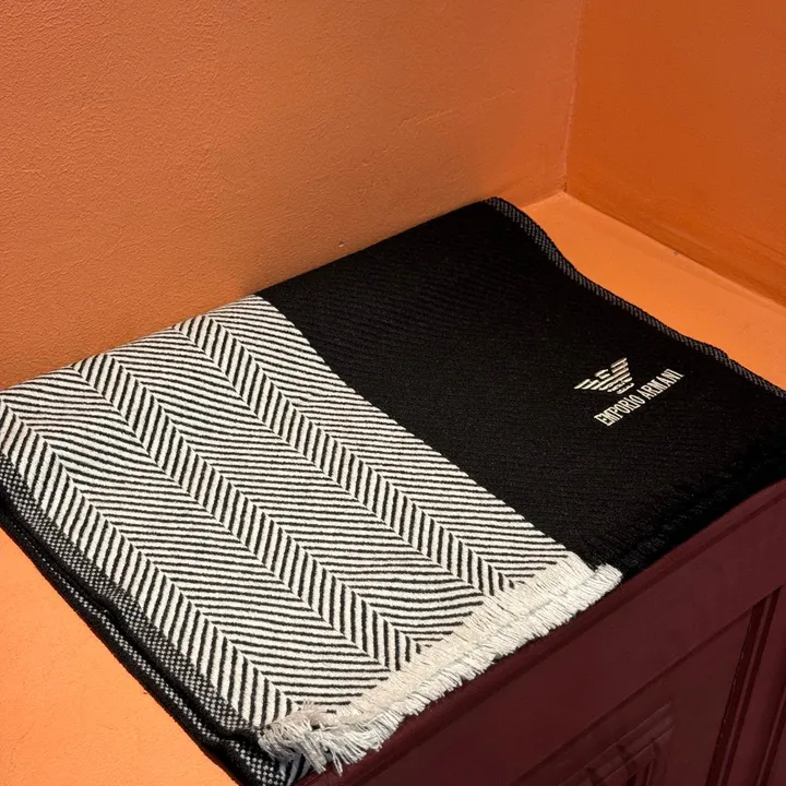 スーパーコピー アルマーニ マフラー