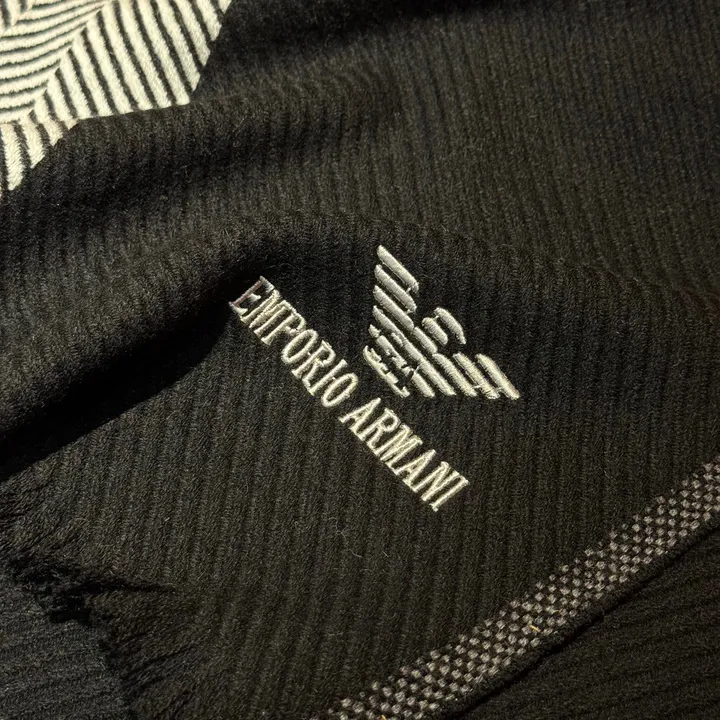 スーパーコピー アルマーニ マフラー