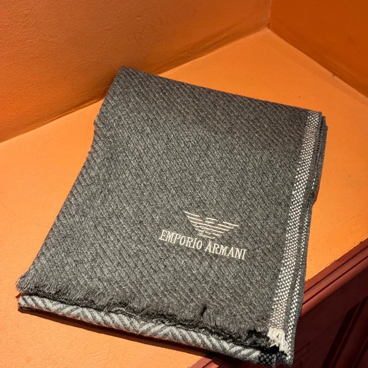 スーパーコピー アルマーニ マフラー